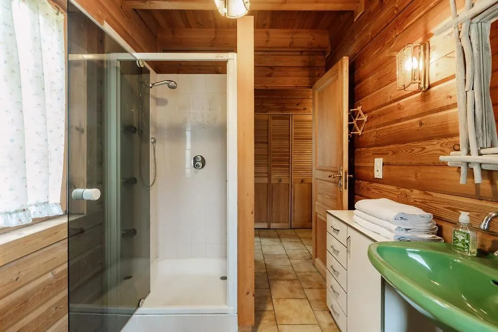 Chalet Henri, Montriond Ideal Familles 0*,